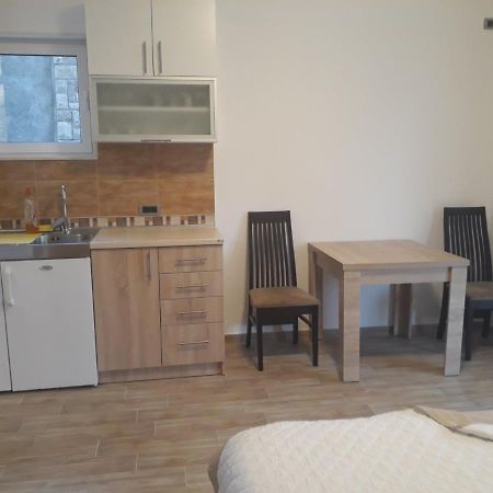 Apartmani Andrea Studio Herceg Novi Bagian luar foto